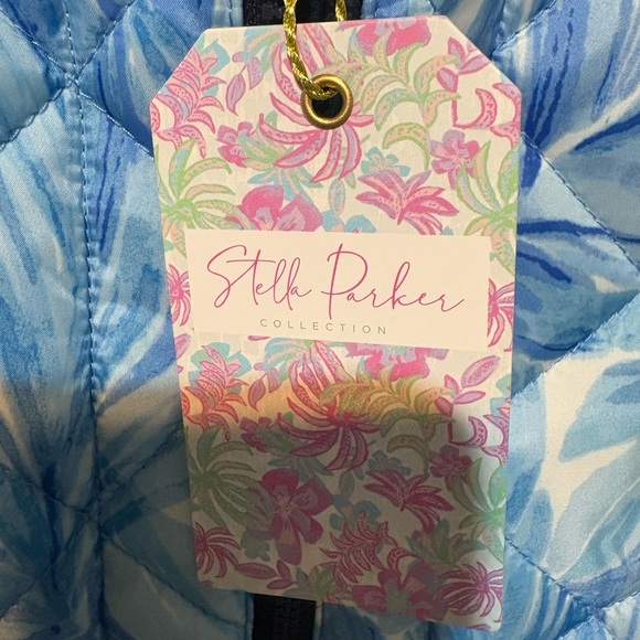 Stella Parker NWT Blue Patterned Women’s Puffer Vest with front pockets Size MP - Picture 3 of 7